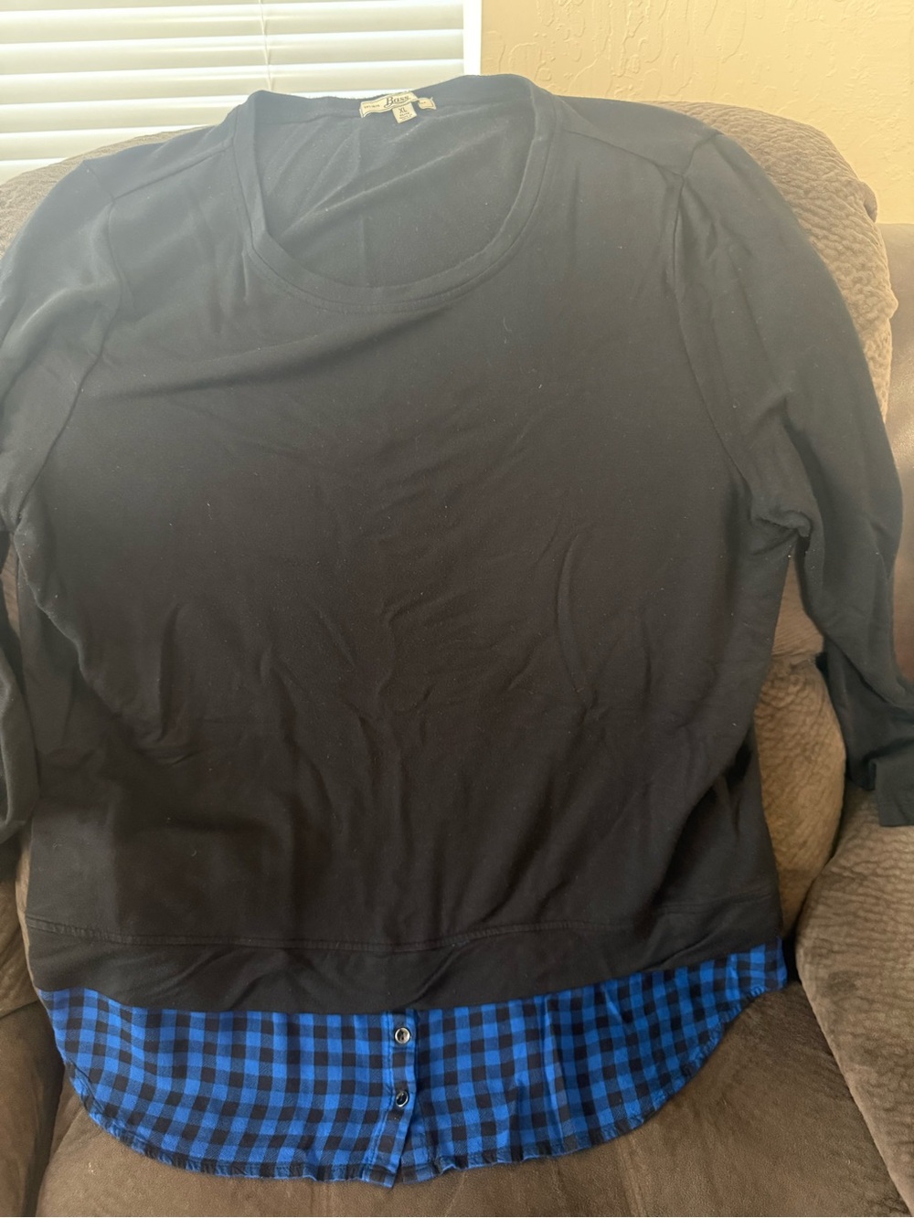 Bass Black Crewneck with Blue Plaid Hem Detail